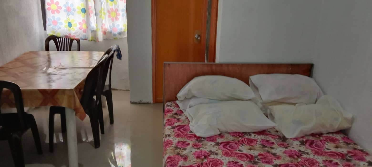 Small Room — DAMPA